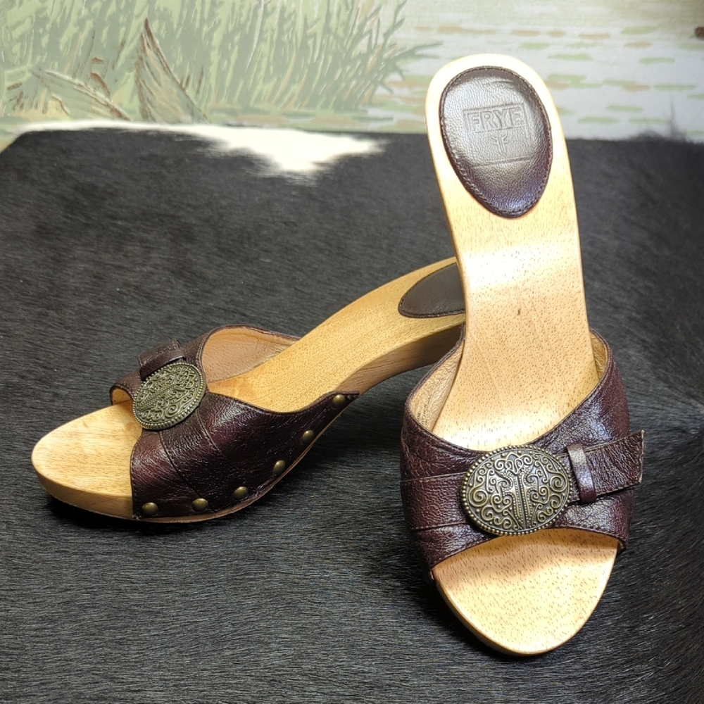 Frye Sammy Wood Heels Sandals 8 Ladies Western Shoes